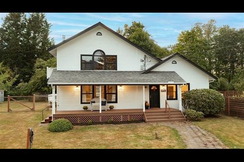 Snoqualmie – 8721 384th Avenue SE — photo 1
