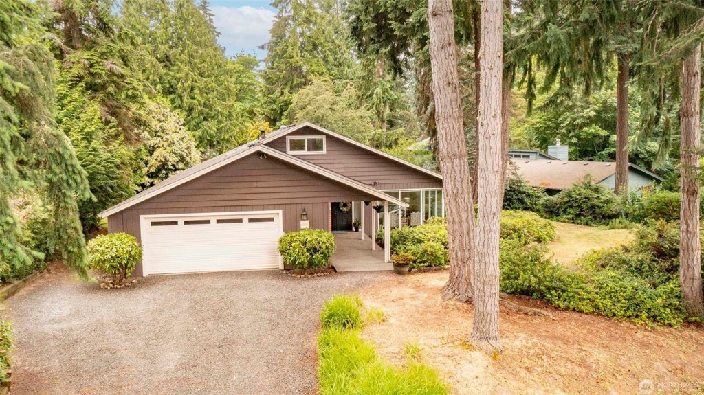 Bainbridge Island – 10761 Bill Point Crest NE — photo 1